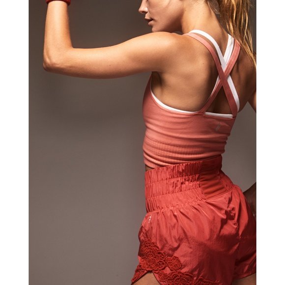 🎉LAST CHANCE🎉 FP MOVEMENT Good Karma Crop Tank / Fired Up - Picture 3 of 6